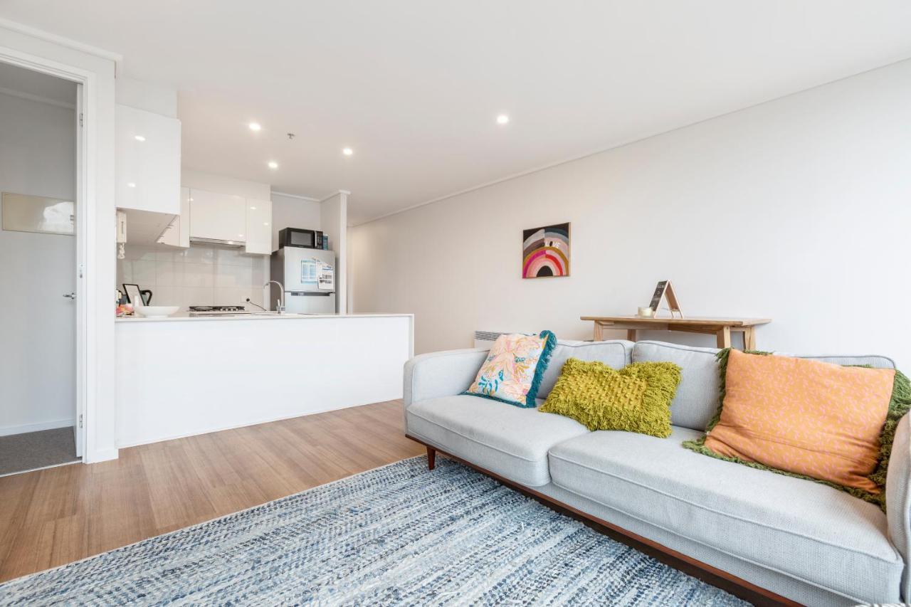 ☆Of Southbank☆Light Filled Apartment☆Huge Private Terrace With City Views☆Parking☆Pool☆Gym☆Wifi メルボルン エクステリア 写真
