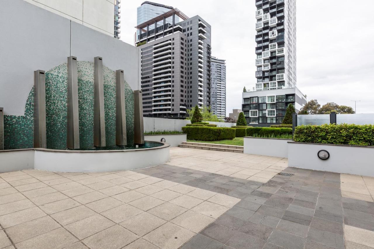 ☆Of Southbank☆Light Filled Apartment☆Huge Private Terrace With City Views☆Parking☆Pool☆Gym☆Wifi メルボルン エクステリア 写真