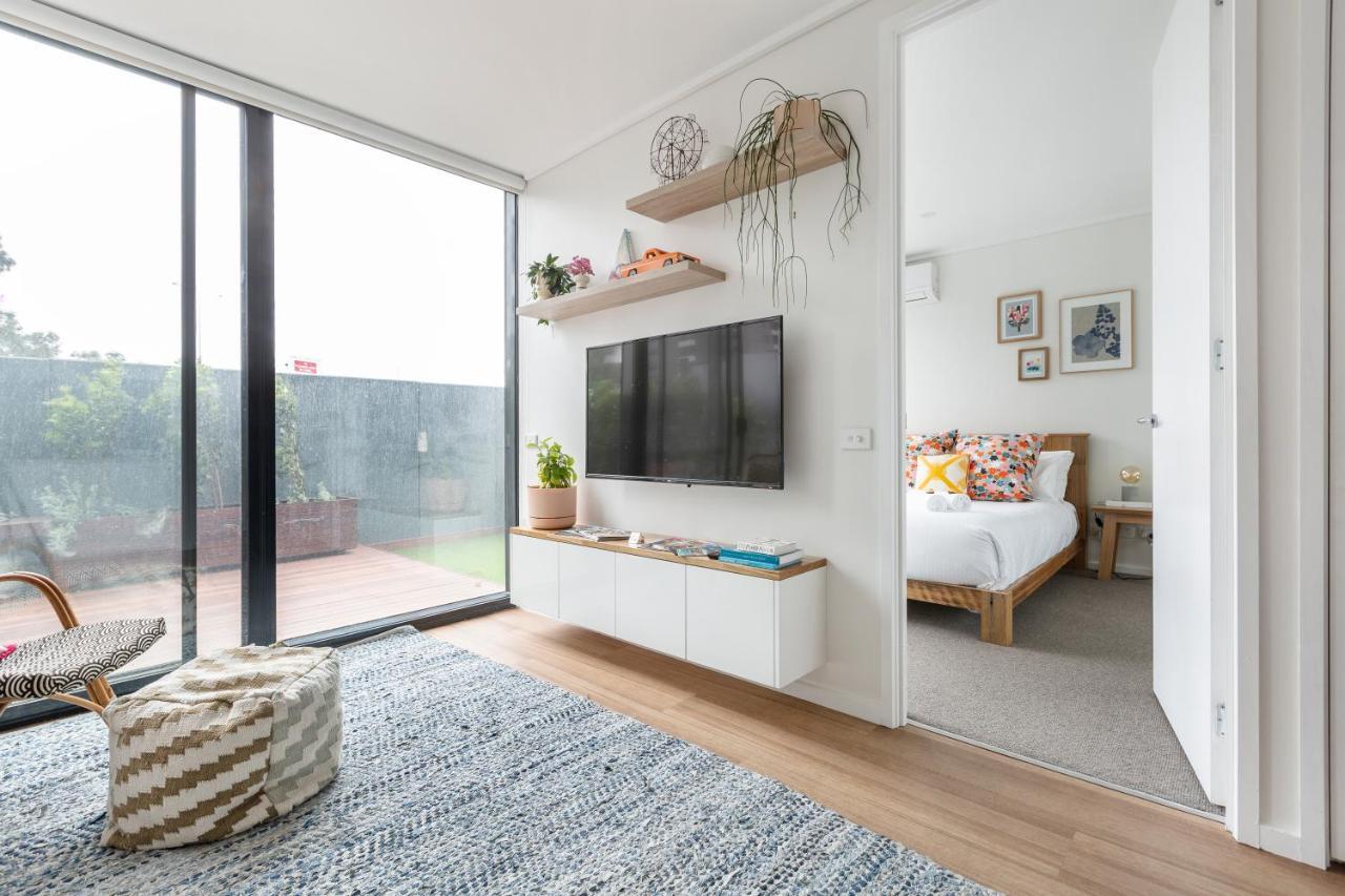 ☆Of Southbank☆Light Filled Apartment☆Huge Private Terrace With City Views☆Parking☆Pool☆Gym☆Wifi メルボルン エクステリア 写真