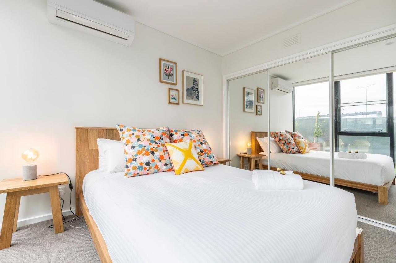 ☆Of Southbank☆Light Filled Apartment☆Huge Private Terrace With City Views☆Parking☆Pool☆Gym☆Wifi メルボルン エクステリア 写真