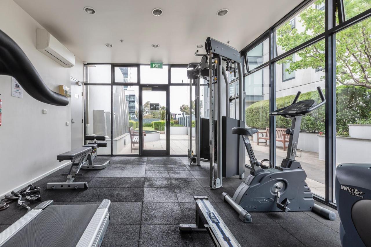 ☆Of Southbank☆Light Filled Apartment☆Huge Private Terrace With City Views☆Parking☆Pool☆Gym☆Wifi メルボルン エクステリア 写真