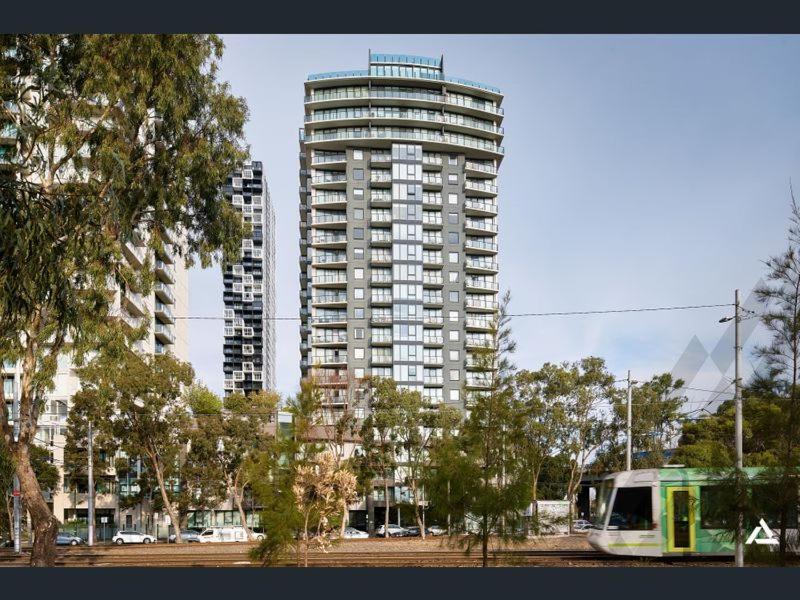 ☆Of Southbank☆Light Filled Apartment☆Huge Private Terrace With City Views☆Parking☆Pool☆Gym☆Wifi メルボルン エクステリア 写真
