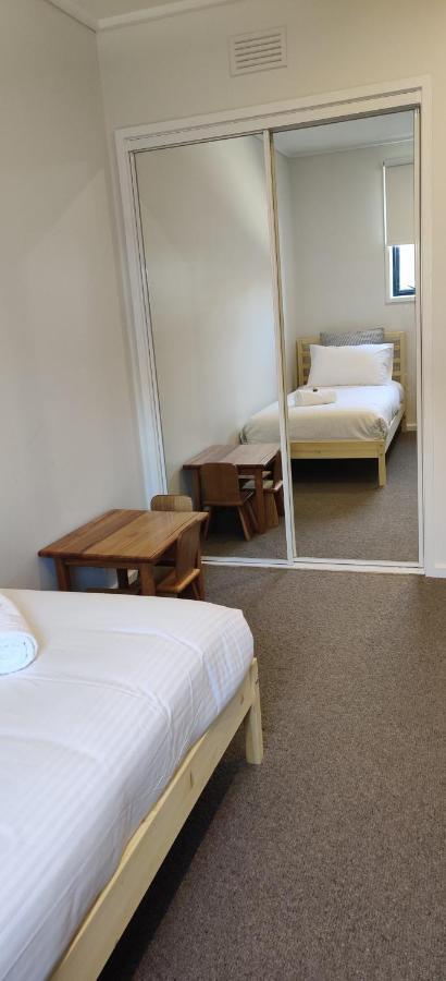☆Of Southbank☆Light Filled Apartment☆Huge Private Terrace With City Views☆Parking☆Pool☆Gym☆Wifi メルボルン エクステリア 写真